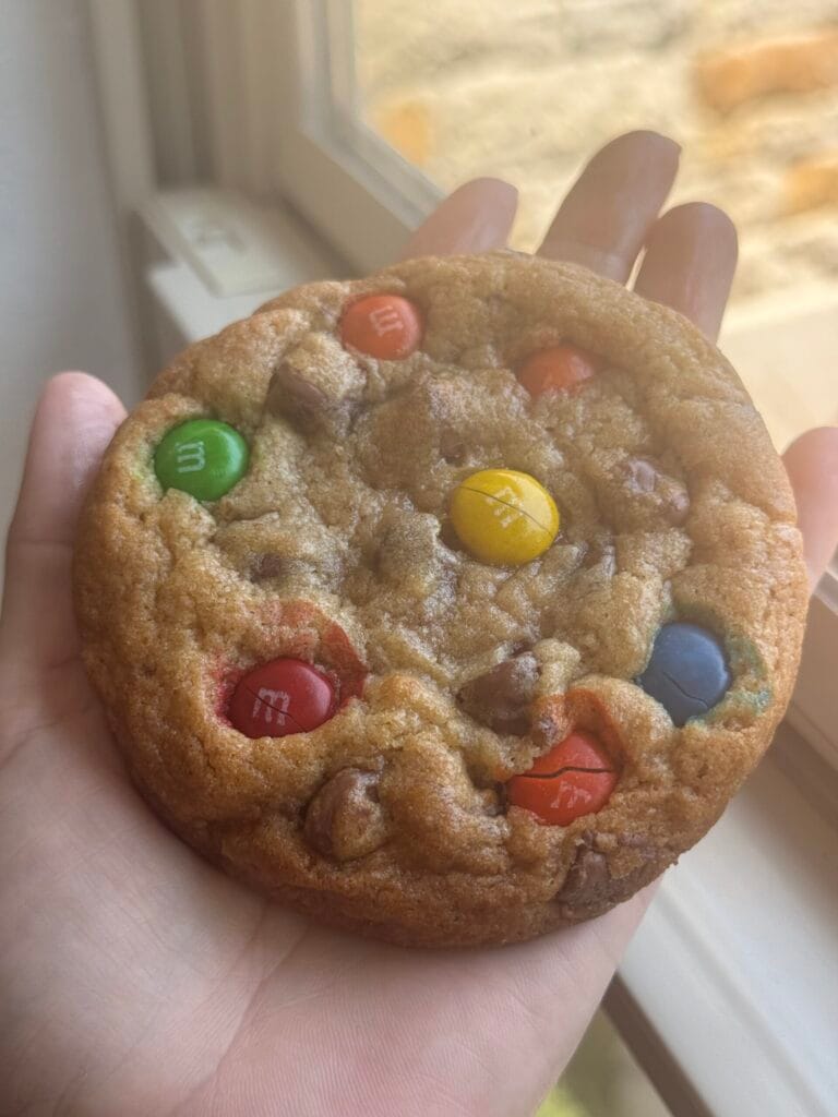 6 M&M Cookies