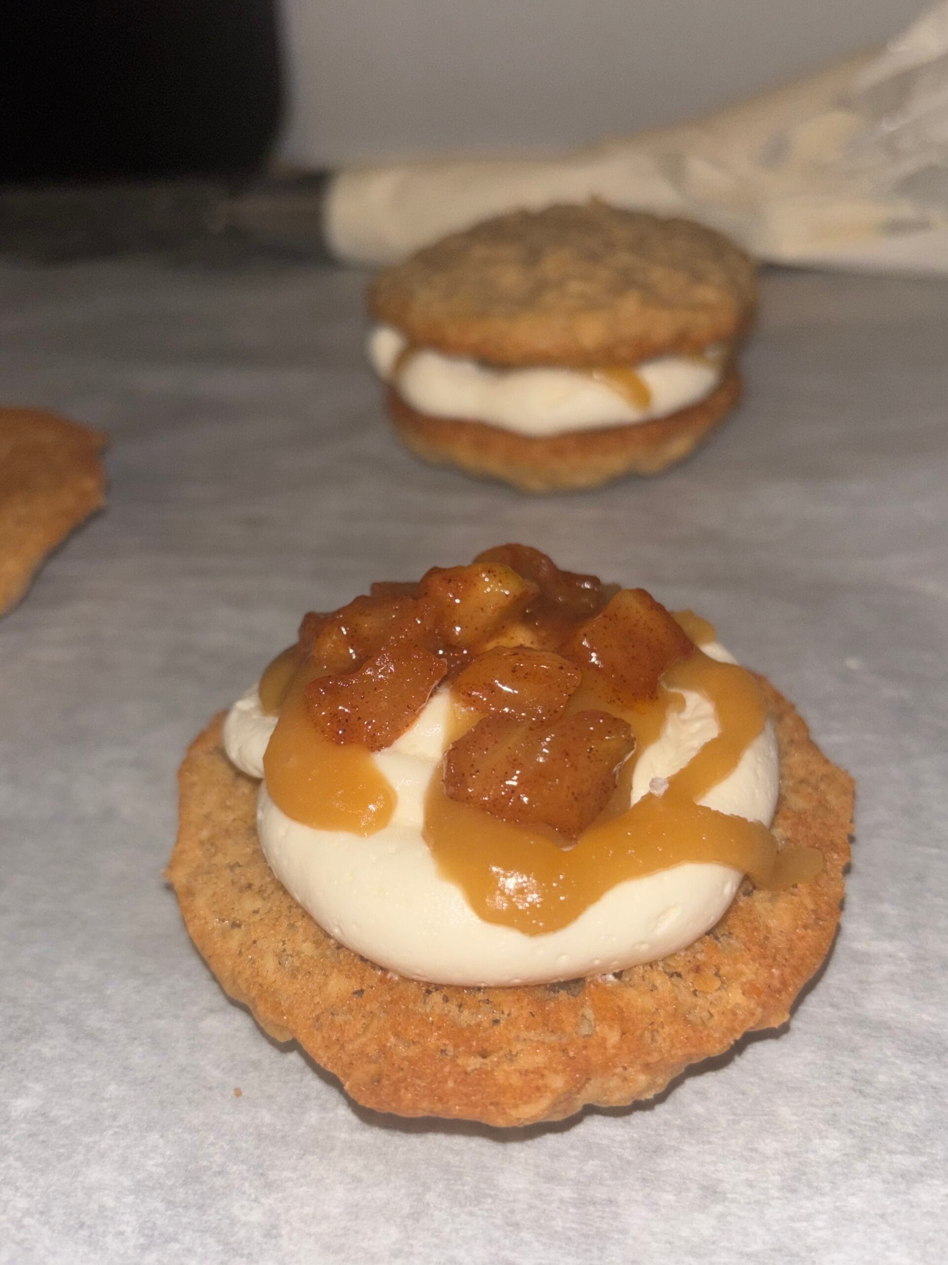Caramel Apple Oatmeal Cream Pie 2 Caramel Apple Oatmeal Cream Pie
