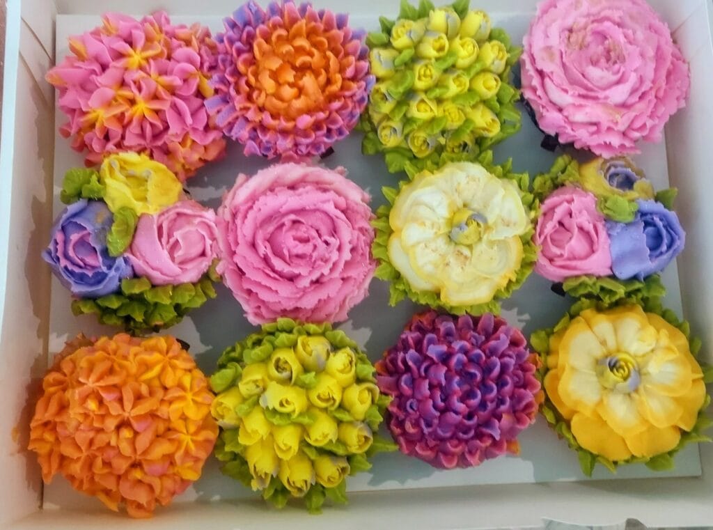Flowery cupcakes
