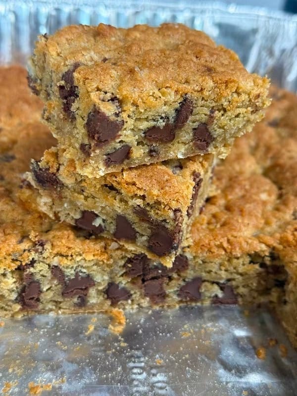 Chocolate Chip Oatmeal Bars