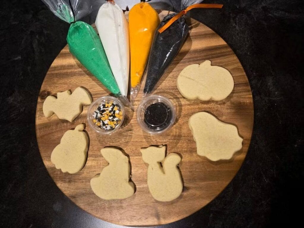 DIY Halloween Cookie Decorating Kits