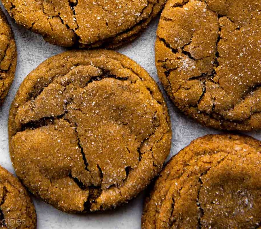 Soft Molasses Cookies